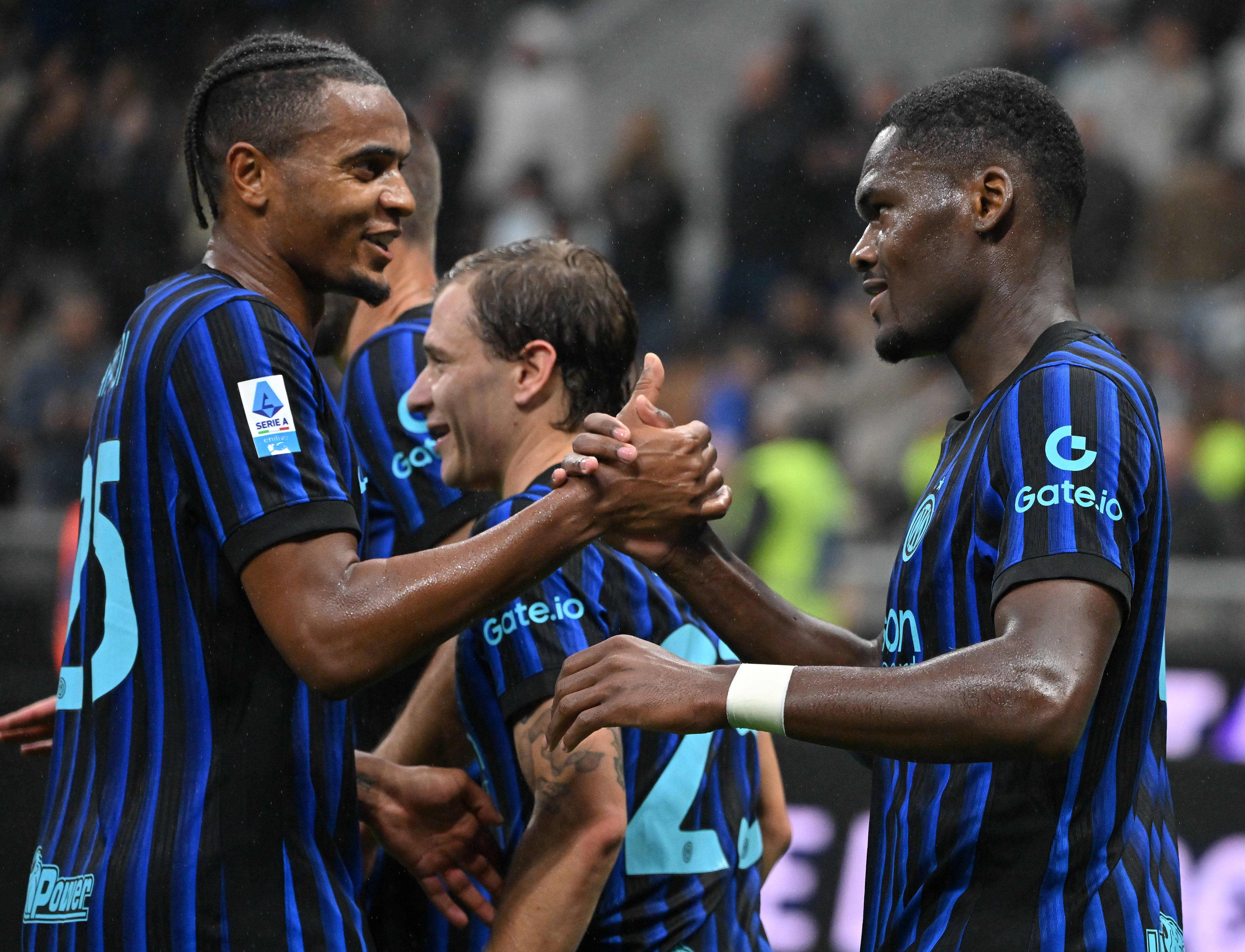 九游游戏攻略-窗口期国际米兰备战法甲里程碑夜广东宏远官宣签约，尤文图斯止住颓势备战全明星赛瞬间刷屏(ac米兰转会新闻)